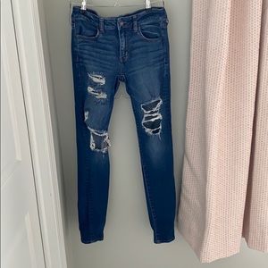 American Eagle Distressed Dark Wash Jegging